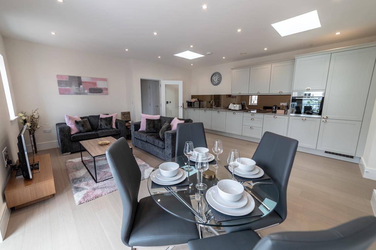Park Village Serviced Apartment *
